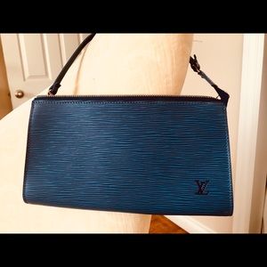 Louis Vuitton Epi Pochette
